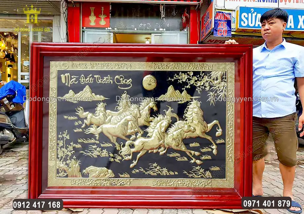 Khung tranh bằng gỗ tự nhi&ecirc;n chắc chắn